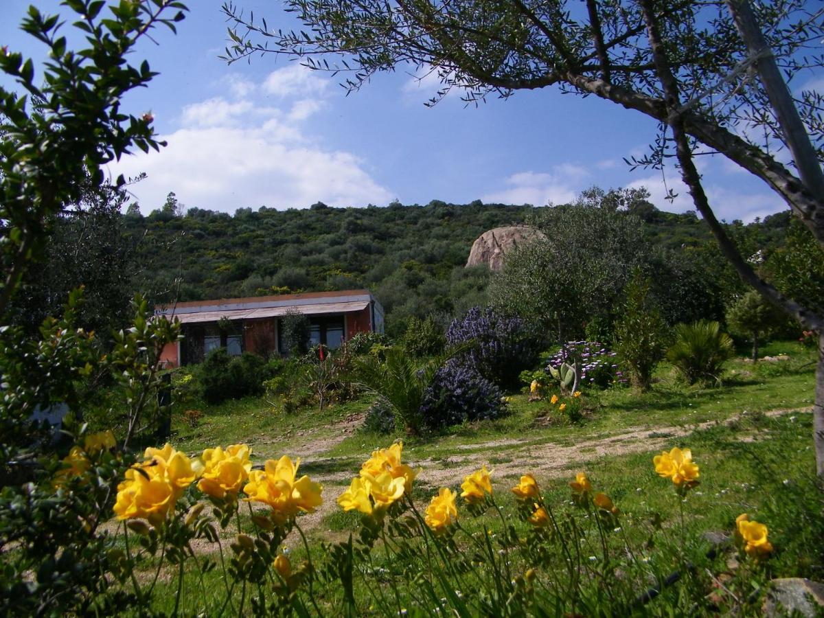 B&B Casa Per Ferie Villaggiocarovana Castiadas Exterior foto