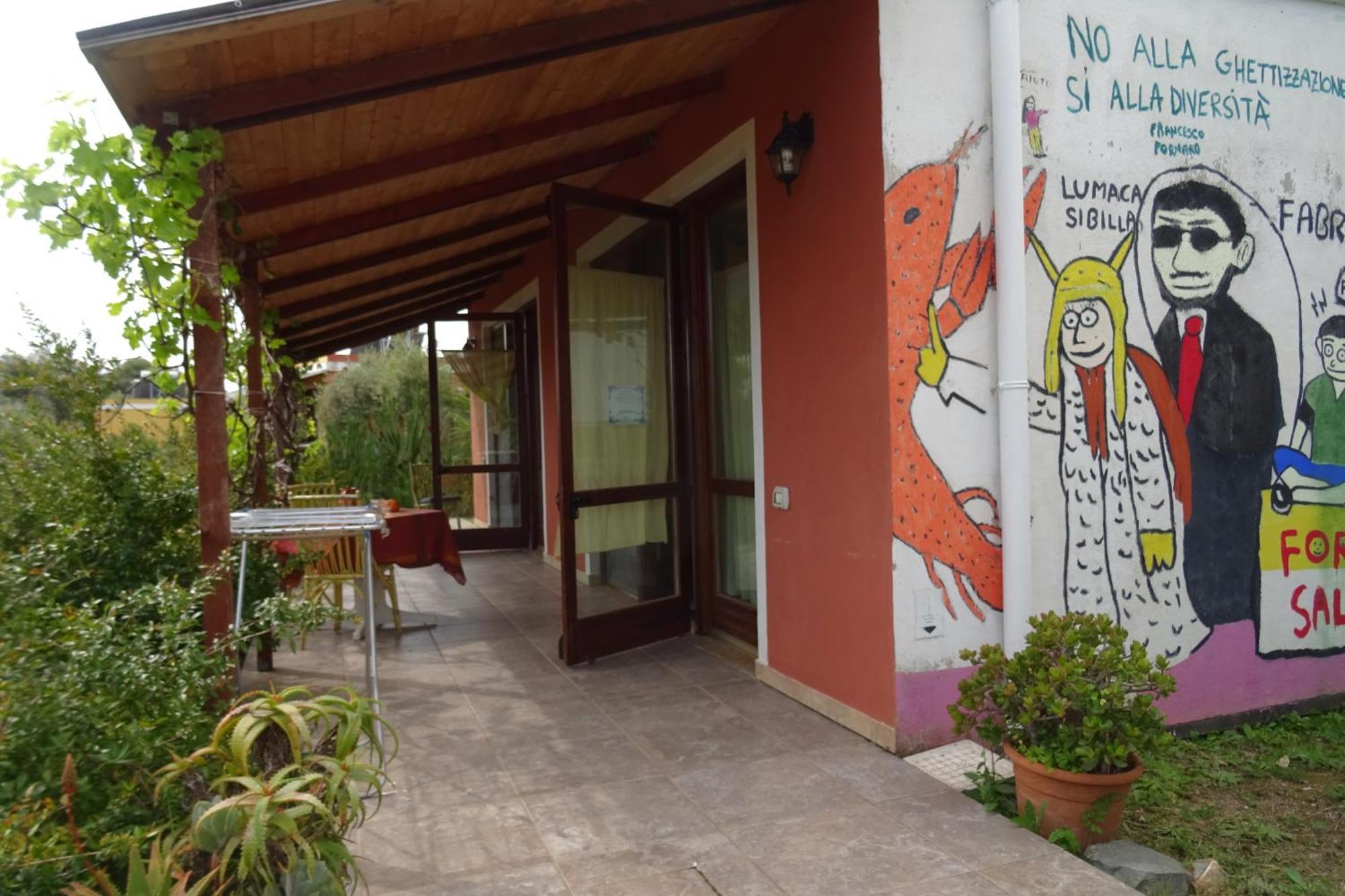 B&B Casa Per Ferie Villaggiocarovana Castiadas Exterior foto