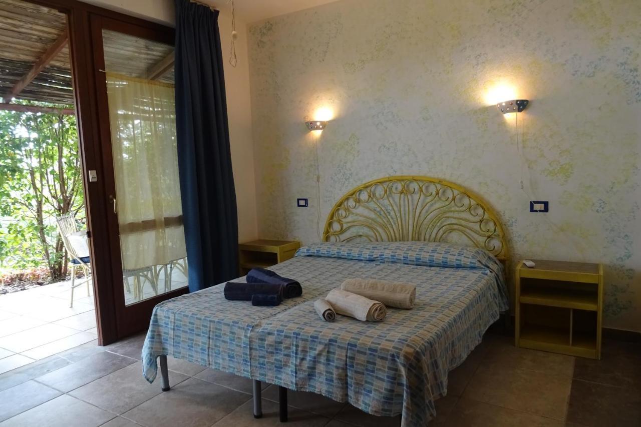 B&B Casa Per Ferie Villaggiocarovana Castiadas Exterior foto